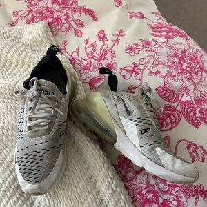 Nike Women's Gray and white Air Max 270 Sneakers